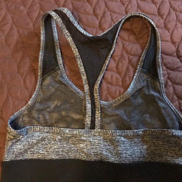 Victoria Secret PINK Ultimate Racerback SportsBra - Picture 2 of 4